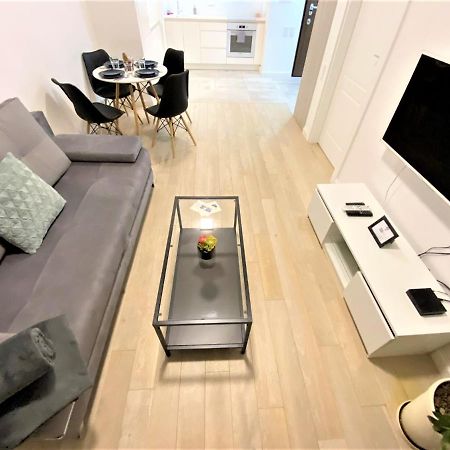 Exclusive 2Br! Apartment In Center +Netflix +Gym Warsawa Bagian luar foto