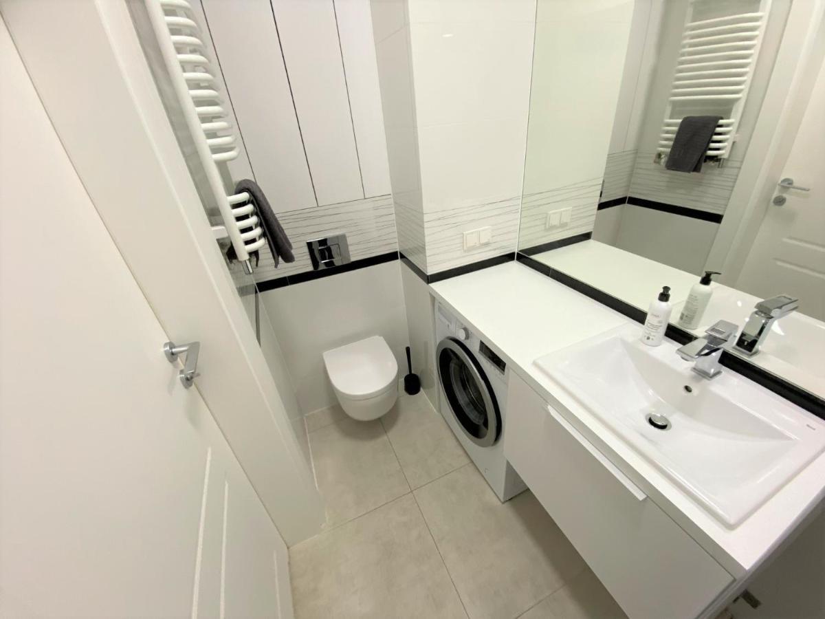 Exclusive 2Br! Apartment In Center +Netflix +Gym Warsawa Bagian luar foto
