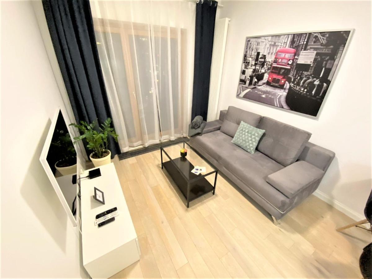 Exclusive 2Br! Apartment In Center +Netflix +Gym Warsawa Bagian luar foto