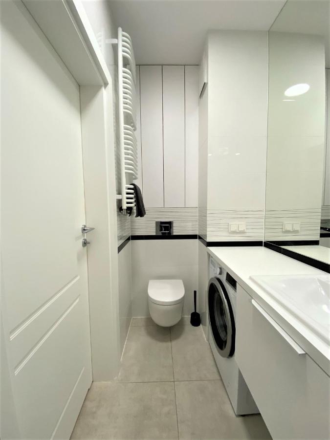Exclusive 2Br! Apartment In Center +Netflix +Gym Warsawa Bagian luar foto